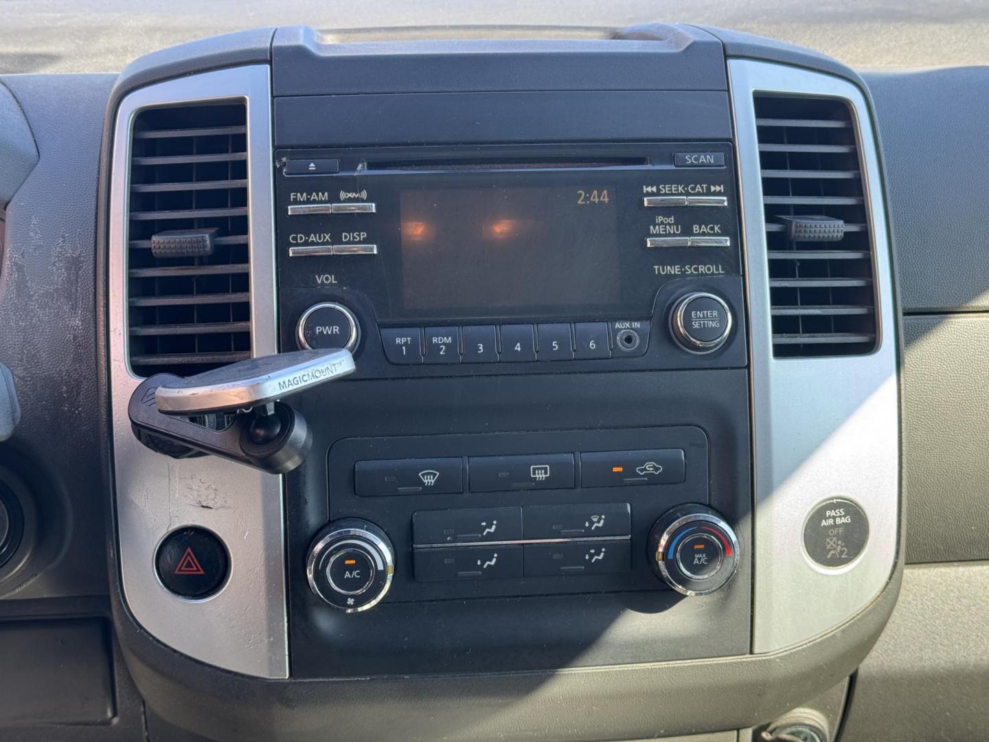 2014 Black Nissan Xterra (5N1AN0NU9EN) with an V6, 4.0 Liter engine, Automatic, 5-Spd transmission, located at 8008 Warden Rd, Sherwood, AR, 72120, (501) 801-6100, 34.830078, -92.186684 - Photo#14