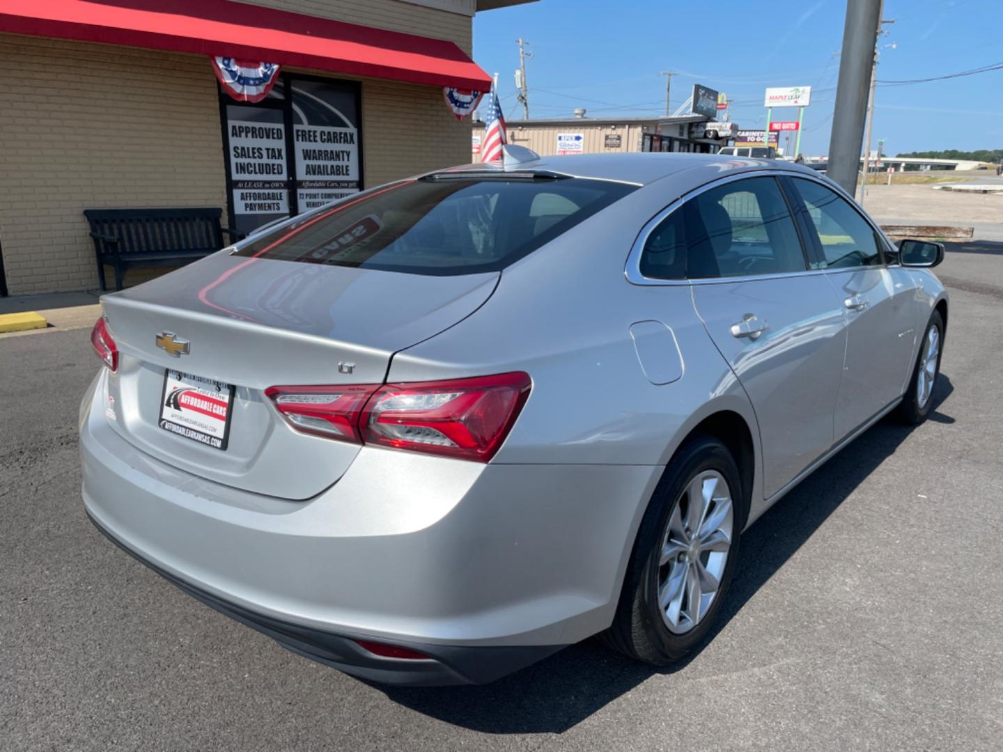 2019 Silver Chevrolet Malibu (1G1ZD5STXKF) with an 4-Cyl, Turbo, 1.5 Liter engine, Automatic, CVT transmission, located at 8008 Warden Rd, Sherwood, AR, 72120, (501) 801-6100, 34.830078, -92.186684 - Photo#7