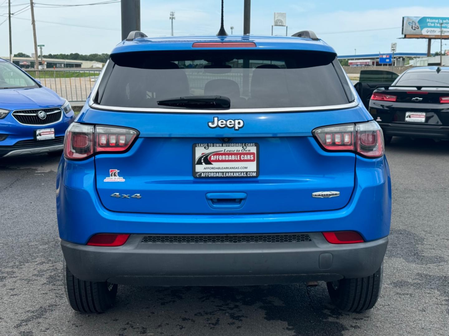 2018 Blue Jeep Compass (3C4NJDBB3JT) with an 4-Cyl, MultiAir, PZEV, 2.4 Liter engine, Automatic, 9-Spd transmission, located at 8008 Warden Rd, Sherwood, AR, 72120, (501) 801-6100, 34.830078, -92.186684 - Photo#6