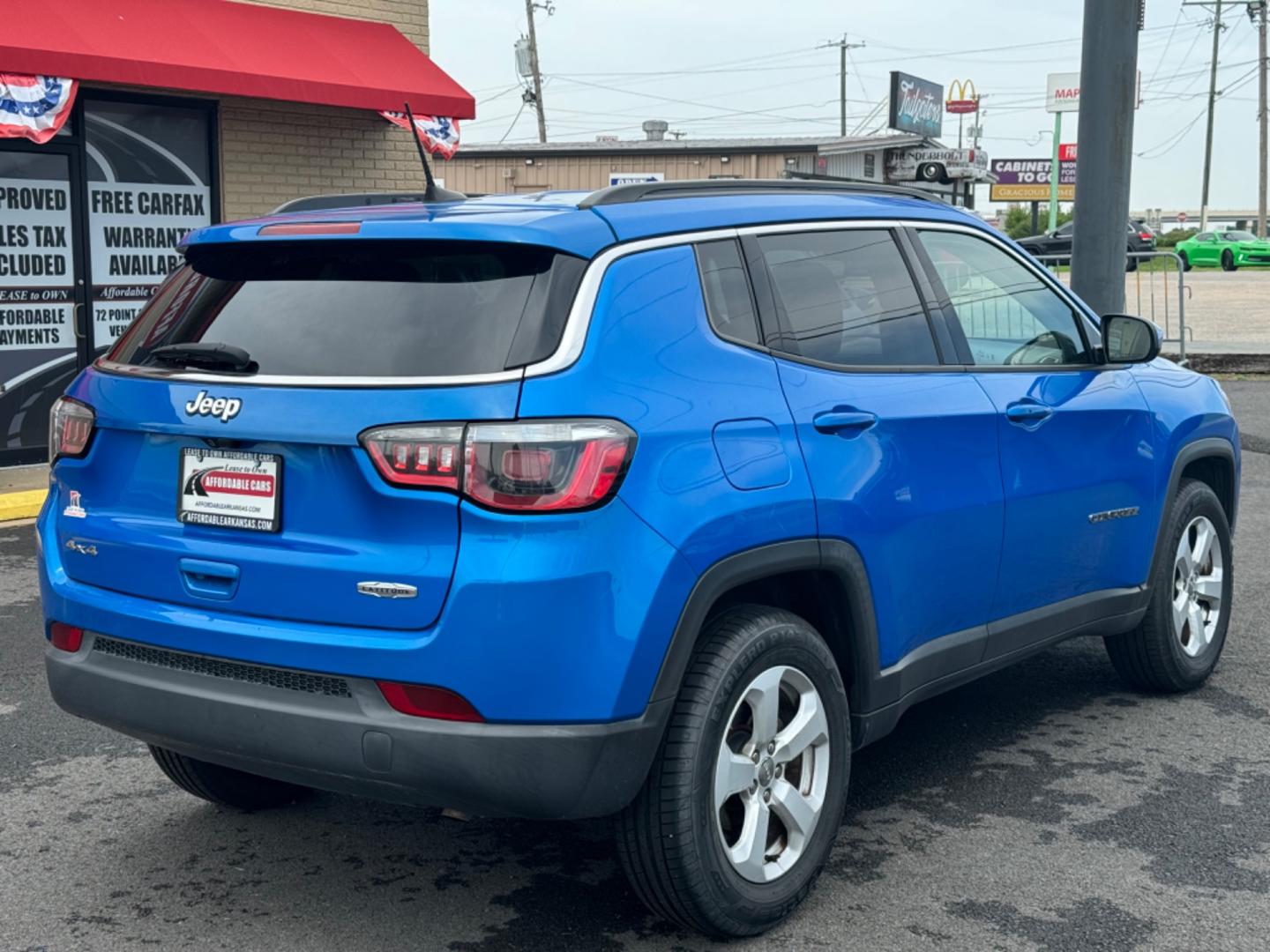 2018 Blue Jeep Compass (3C4NJDBB3JT) with an 4-Cyl, MultiAir, PZEV, 2.4 Liter engine, Automatic, 9-Spd transmission, located at 8008 Warden Rd, Sherwood, AR, 72120, (501) 801-6100, 34.830078, -92.186684 - Photo#7