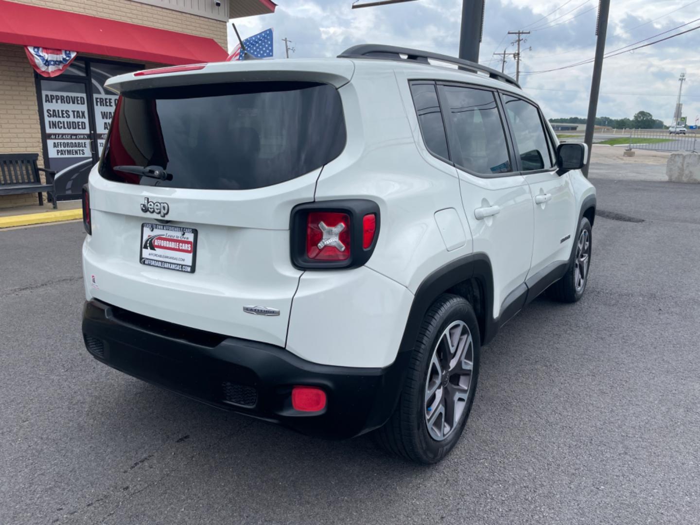 2015 White JEEP Renegade (ZACCJABT0FP) with an 2.4 engine, located at 8008 Warden Rd, Sherwood, AR, 72120, (501) 801-6100, 34.830078, -92.186684 - Photo#7