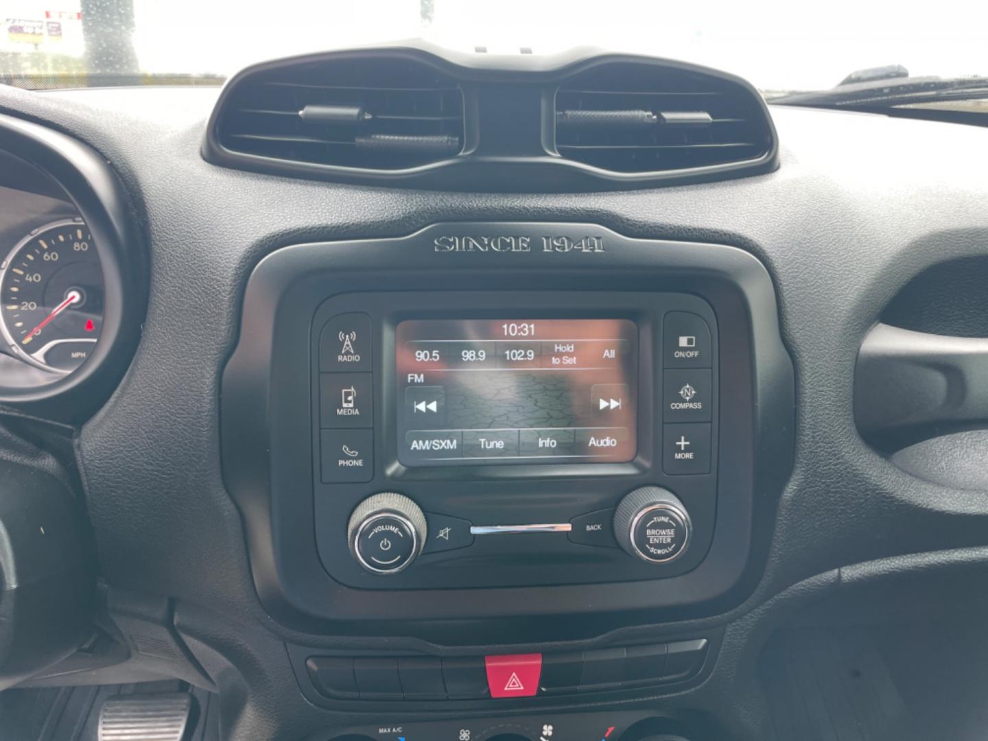 2015 White JEEP Renegade (ZACCJABT0FP) with an 2.4 engine, located at 8008 Warden Rd, Sherwood, AR, 72120, (501) 801-6100, 34.830078, -92.186684 - Photo#16