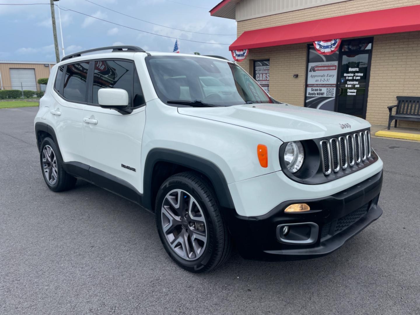 2015 White JEEP Renegade (ZACCJABT0FP) with an 2.4 engine, located at 8008 Warden Rd, Sherwood, AR, 72120, (501) 801-6100, 34.830078, -92.186684 - Photo#1