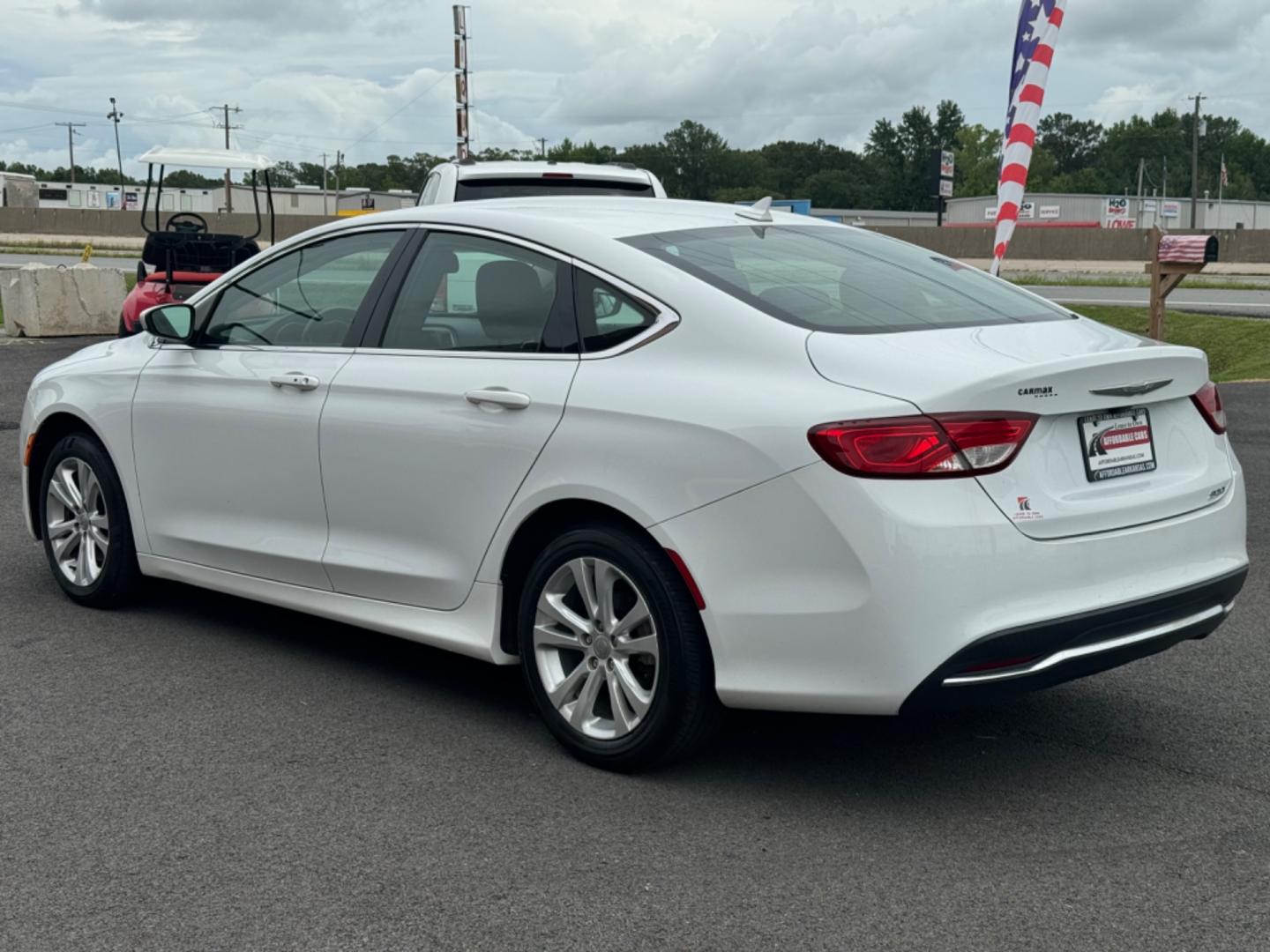 2015 White Chrysler 200 (1C3CCCAB6FN) with an 4-Cyl, MultiAir, 2.4L engine, Automatic, 9-Spd transmission, located at 8008 Warden Rd, Sherwood, AR, 72120, (501) 801-6100, 34.830078, -92.186684 - Photo#5