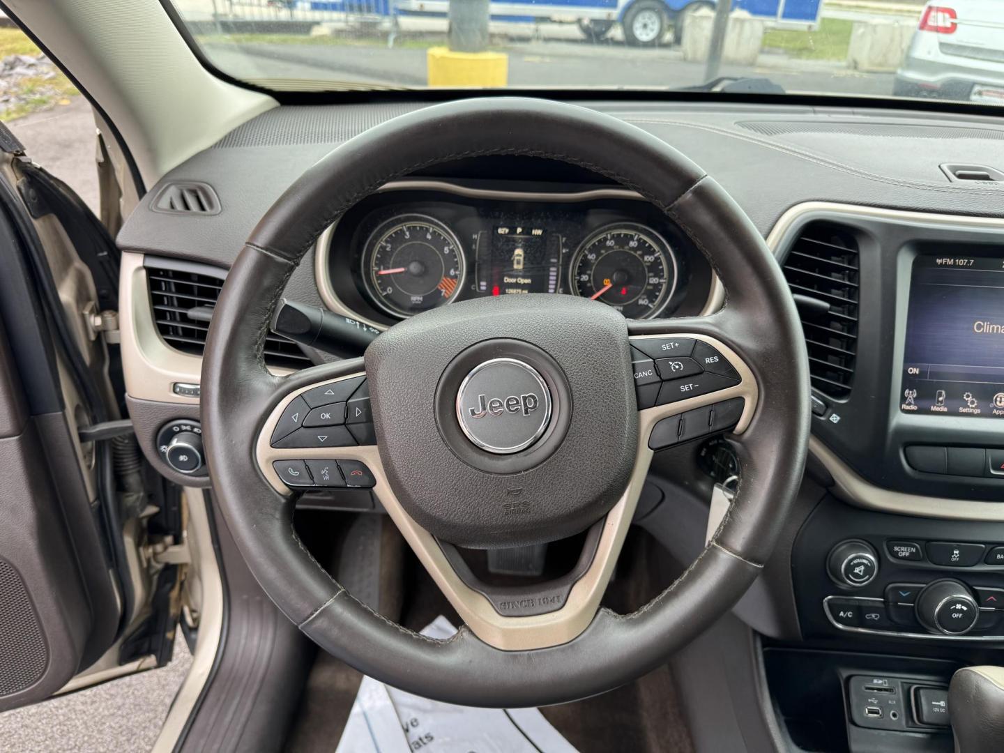 2014 Gold Jeep Cherokee (1C4PJLCB3EW) with an 4-Cyl, 2.4 Liter engine, Automatic, 9-Spd transmission, located at 8008 Warden Rd, Sherwood, AR, 72120, (501) 801-6100, 34.830078, -92.186684 - Photo#14