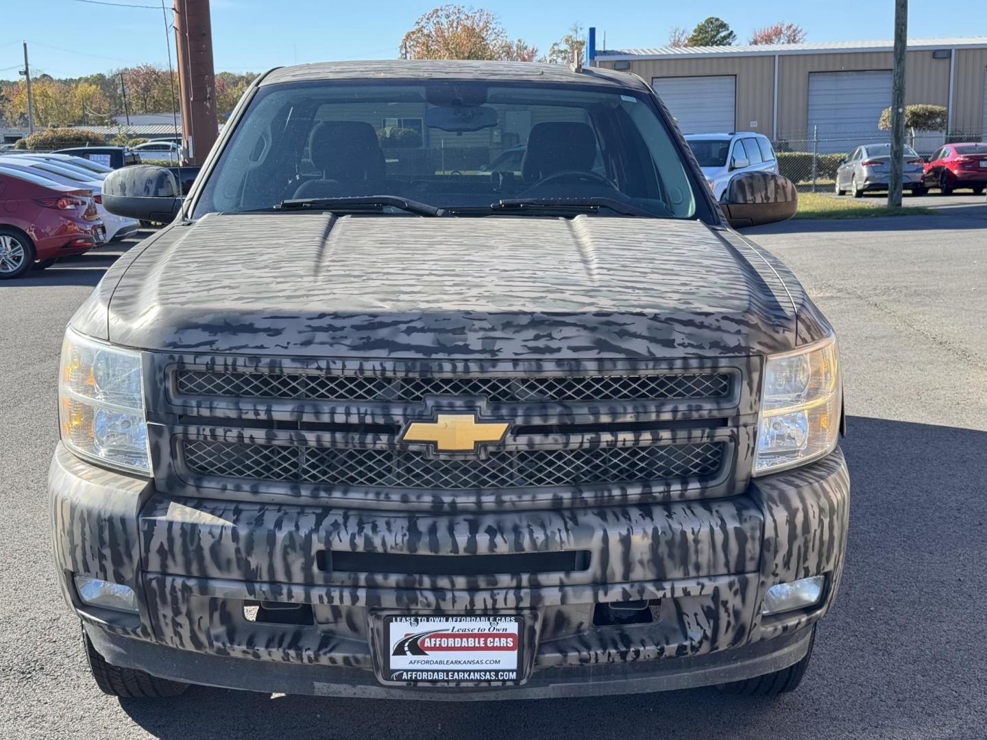 2013 CAMO Chevrolet Silverado 1500 Extended Cab (1GCRKSE75DZ) with an V8, Flex Fuel, 5.3 Liter engine, Automatic, 6-Spd HD w/Overdrive transmission, located at 8008 Warden Rd, Sherwood, AR, 72120, (501) 801-6100, 34.830078, -92.186684 - Photo#2