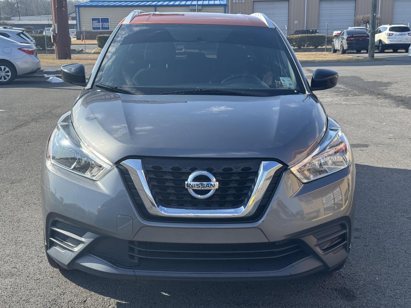 2019 Gray Nissan Kicks (3N1CP5CU4KL) with an 4-Cyl, 1.6 Liter engine, Auto, CVT Xtronic transmission, located at 8008 Warden Rd, Sherwood, AR, 72120, (501) 801-6100, 34.830078, -92.186684 - Photo#2